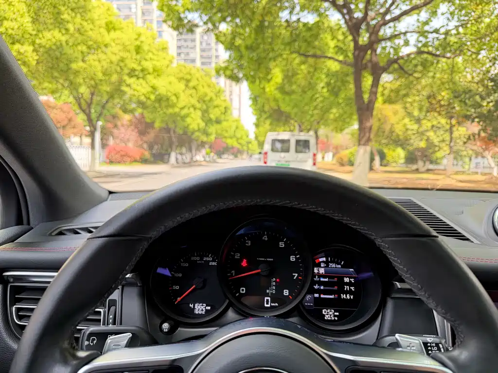 Porsche Porsche Macan 2021 Macan 2.0T 2021 - thumbnail 23