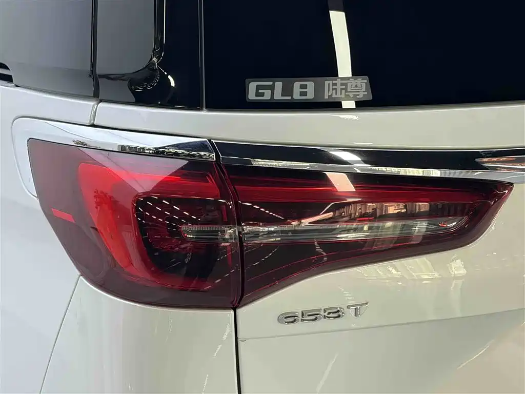 Buick Buick GL8 2021 ES Landmark 653T Premium 2021 - thumbnail 8