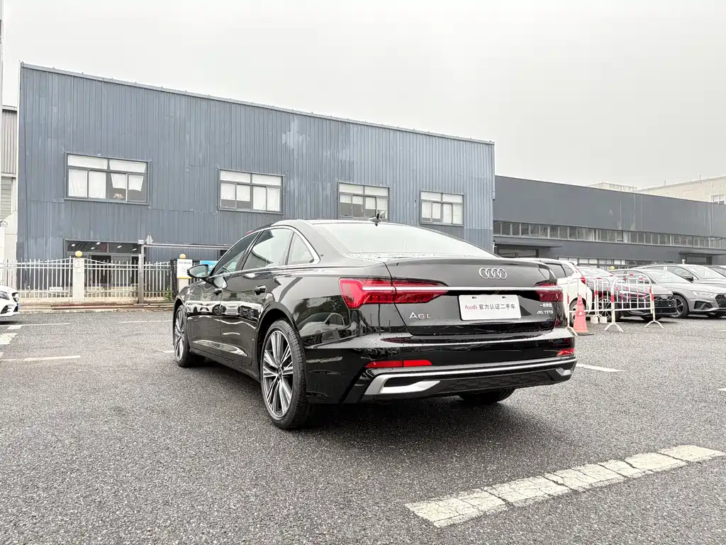 Audi Audi A6L 2025 45 TFSI Premium Dynamic Model 2026 - thumbnail 7