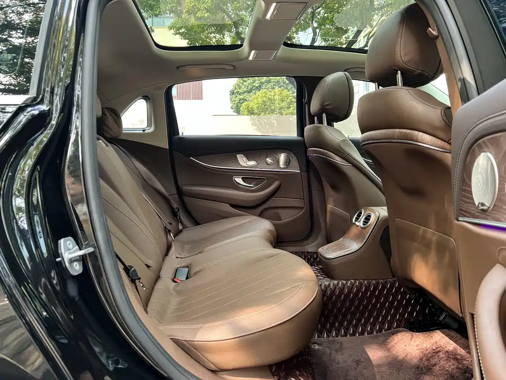 Mercedes-Benz Mercedes-Benz E-Class 2023 E 300 L Luxury 2022 - thumbnail 10