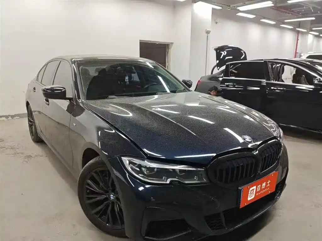 BMW BMW 3 Series 2020 Model Year Facelift 325i M Sport Shadowline Package 2020 - thumbnail 3