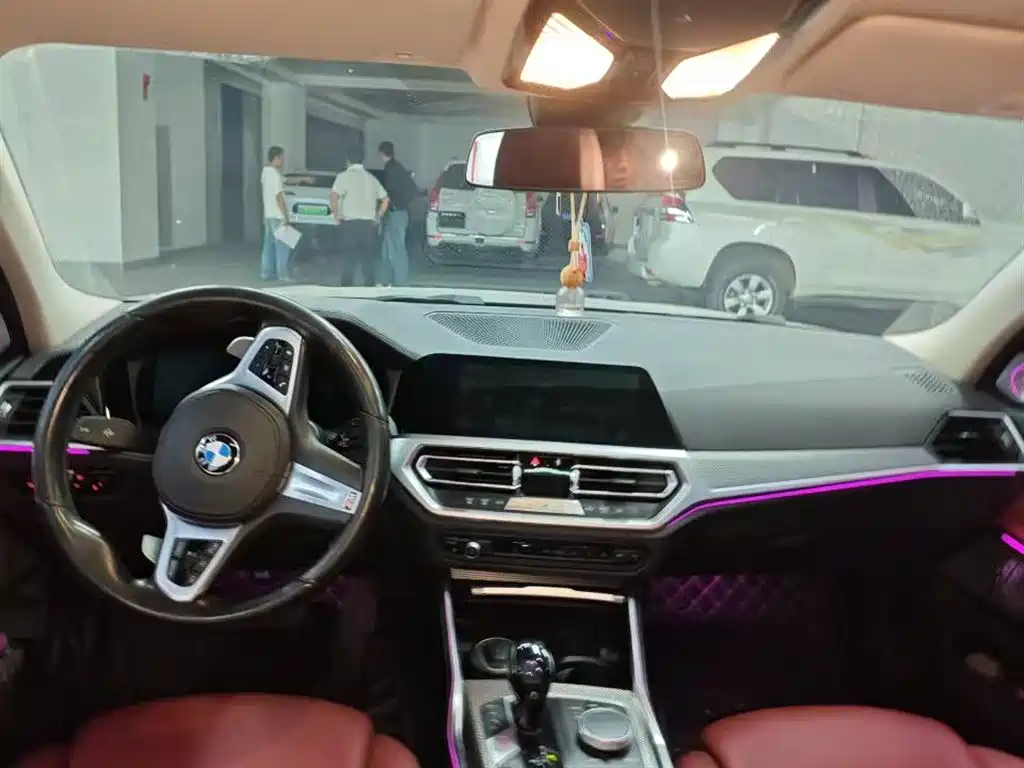 BMW BMW 3 Series 2020 Model Year Facelift 325i M Sport Shadowline Package 2020 - thumbnail 6