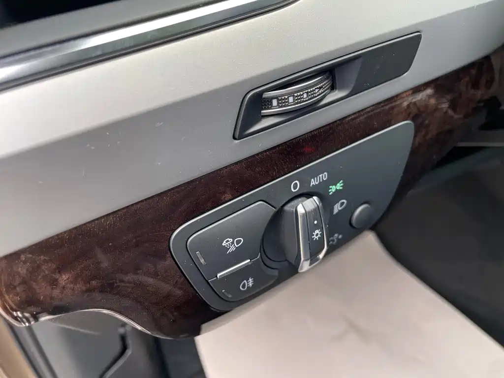 Audi Audi Q7 2019 55 TFSI S line Sport 2019 - thumbnail 17