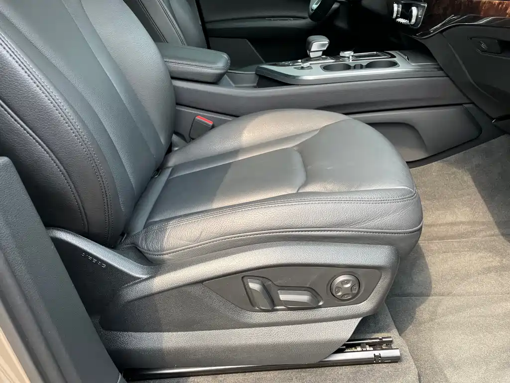 Audi Audi Q7 2019 55 TFSI S line Sport 2019 - thumbnail 23