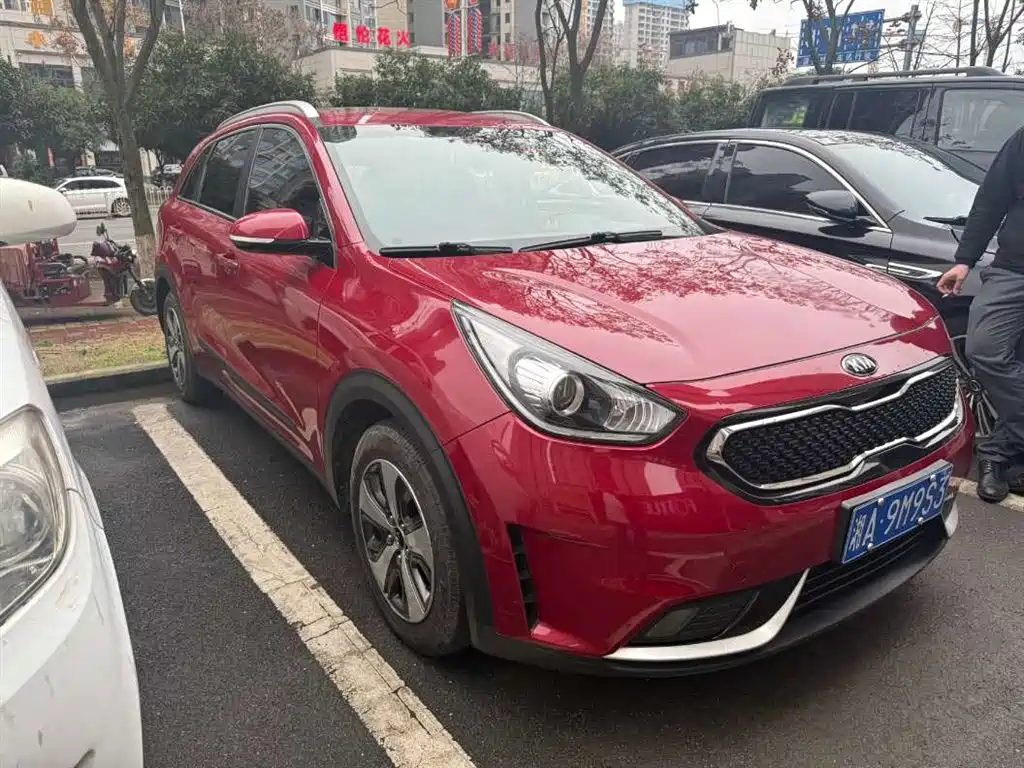 Kia Kia Niro 2017 1.6L Luxury Edition 2017 - thumbnail 3