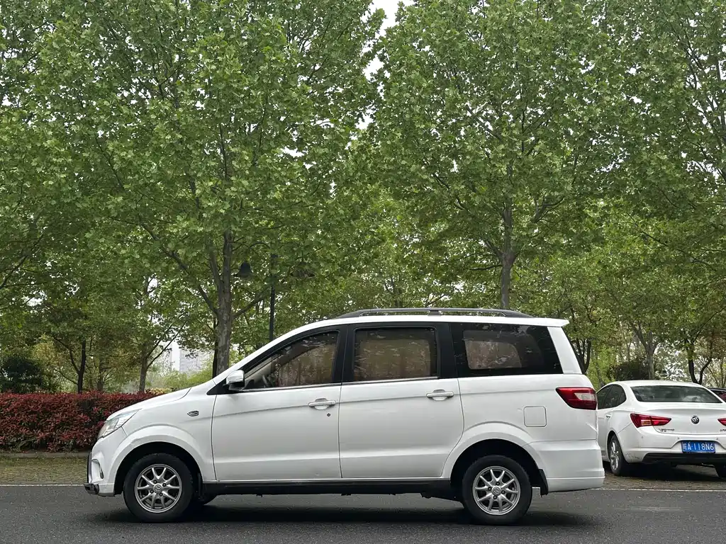 BAIC Hanteng BAIC Huansu H2 2016 H2E 1.5L Elite BJ415B 2017 - thumbnail 4