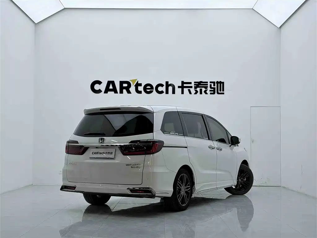Honda Odyssey 2022 2.0L e:HEV Sharp·Premium Edition 2023 - thumbnail 4