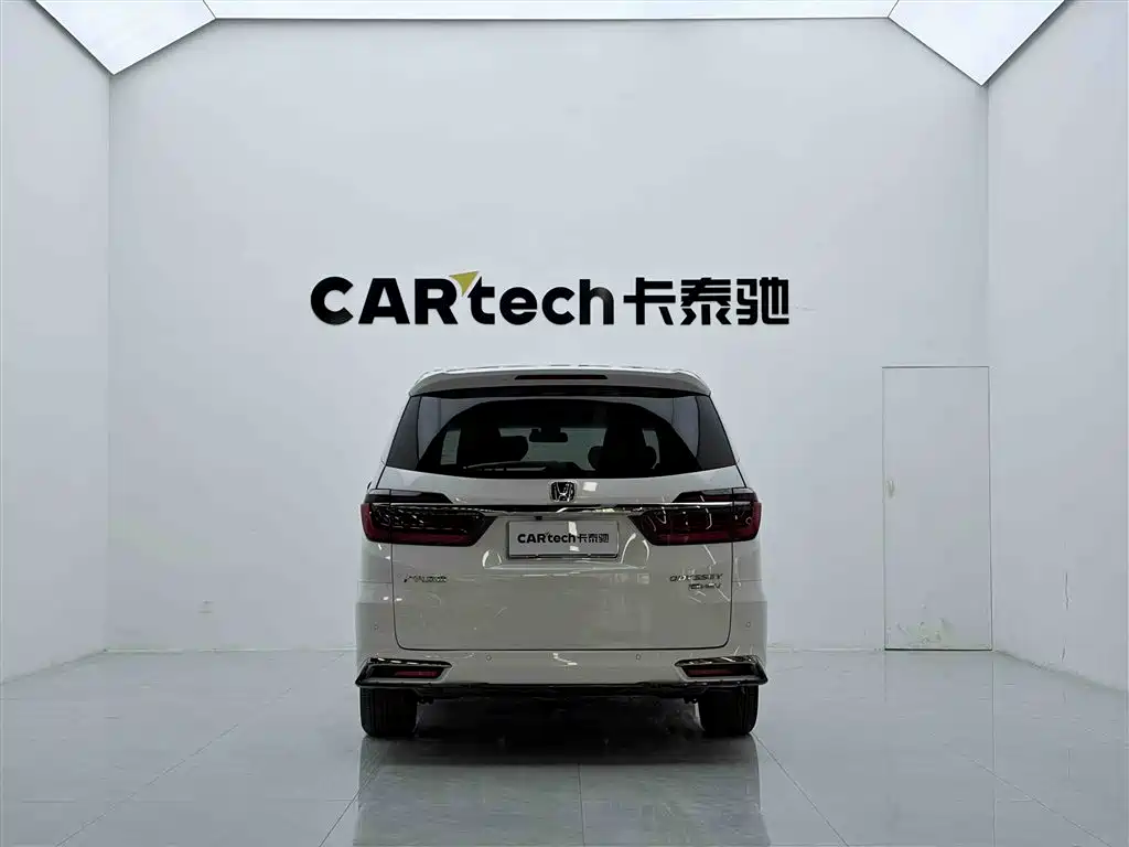 Honda Odyssey 2022 2.0L e:HEV Sharp·Premium Edition 2023 - thumbnail 5