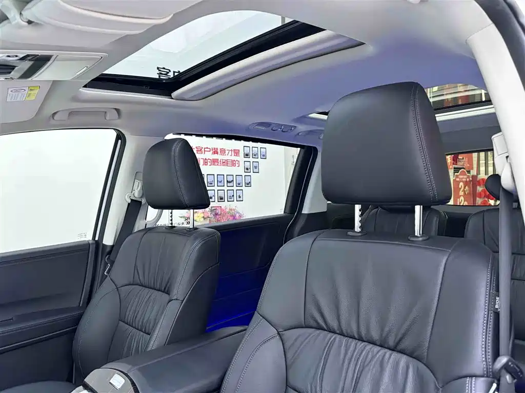 Honda Odyssey 2022 2.0L e:HEV Sharp·Premium Edition 2023 - thumbnail 18