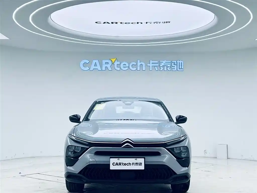 Citroën Citroën C5 X 2025 1.6T Overseas Edition 2026 - thumbnail 3