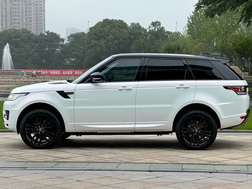 Land Rover Range Rover Sport 2017 3.0 SC V6 HSE DYNAMIC 2017 - thumbnail 2