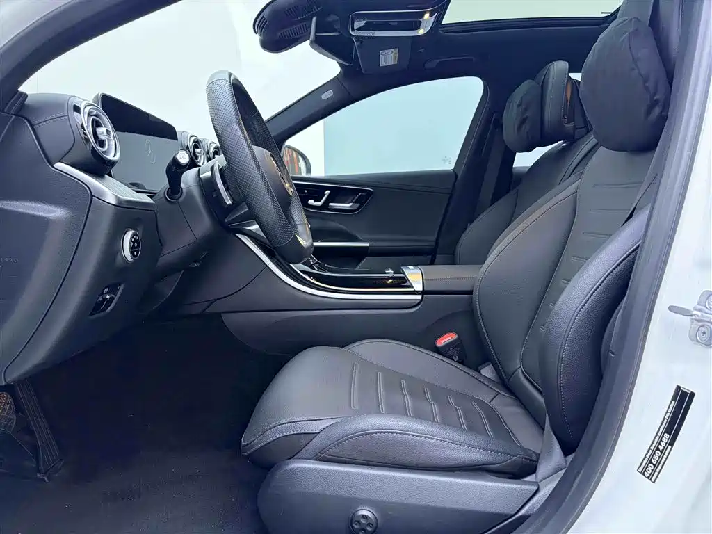 Mercedes-Benz Mercedes-Benz C-Class 2024 C 260 L Night Sport Edition 2024 - thumbnail 16