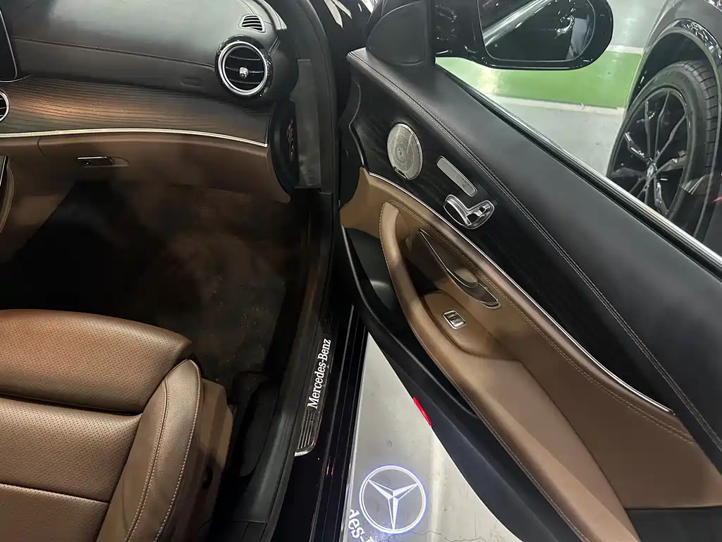 Mercedes-Benz Mercedes-Benz E-Class 2022 Facelift E 300 L Sport Luxury 2022 - thumbnail 7