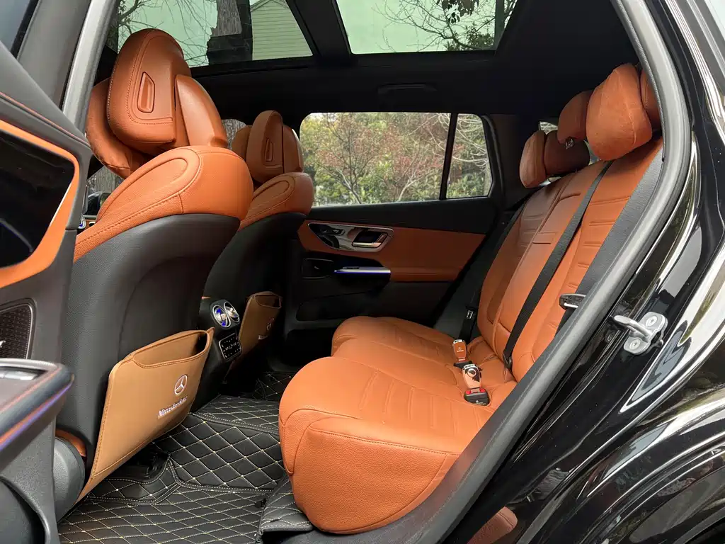 Mercedes-Benz Mercedes-Benz GLC 2025 GLC 300 L 4MATIC Sport 5-Seat 2025 - thumbnail 8