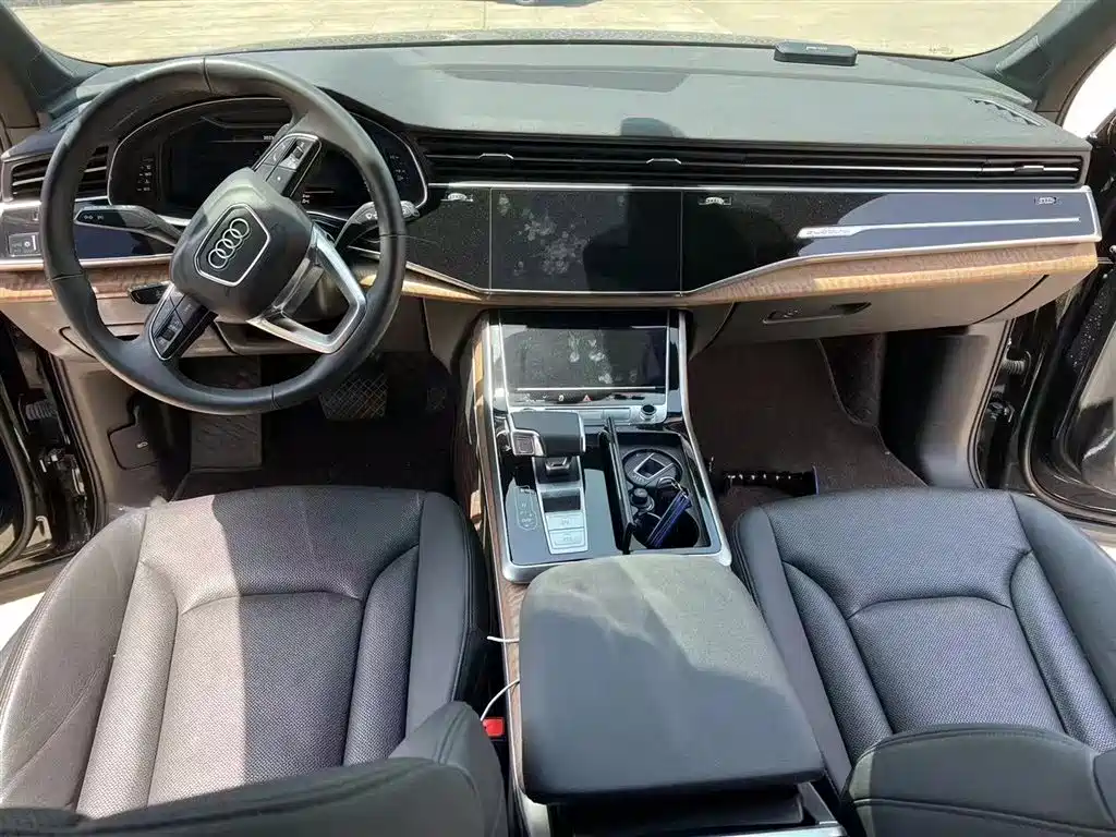 Audi Audi Q7 2021 45 TFSI quattro S line Sport 2021 - thumbnail 4