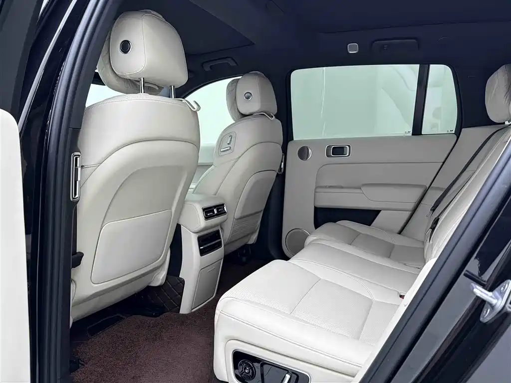 Li Auto Li L7 2023 Pro 2023 - thumbnail 22
