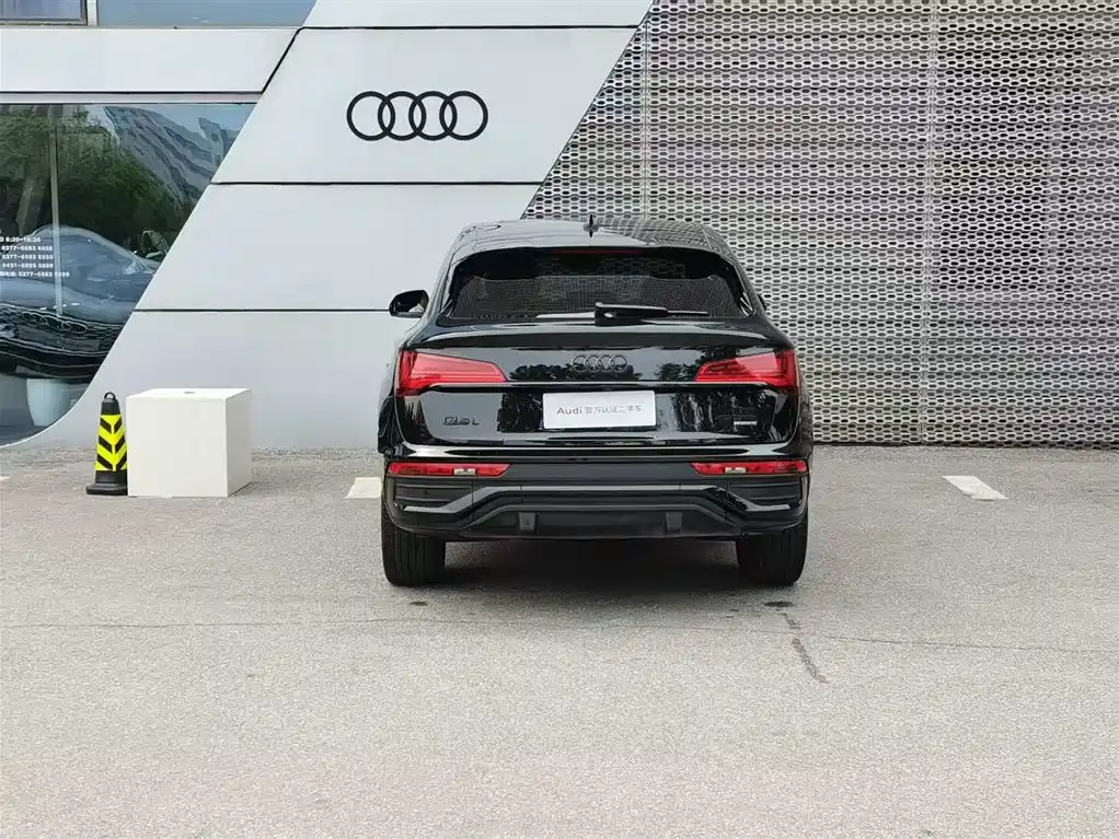 Audi Audi Q5L Sportback 2023 40 TFSI Luxury Edition 2023 - thumbnail 6
