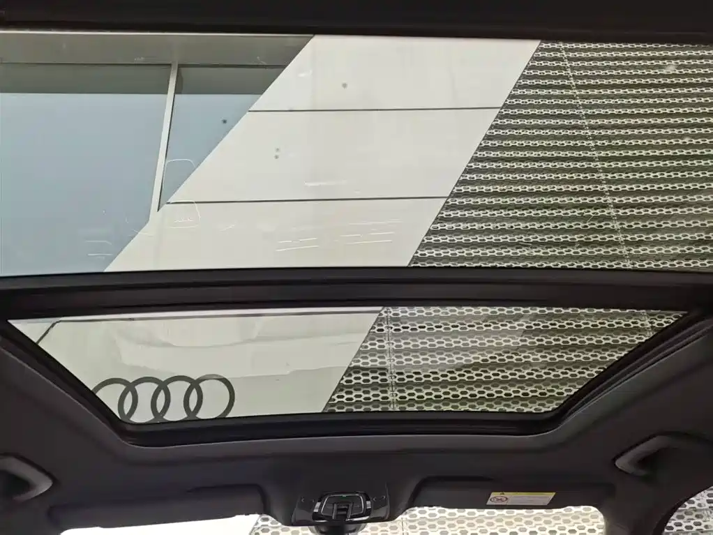 Audi Audi Q5L Sportback 2023 40 TFSI Luxury Edition 2023 - thumbnail 19