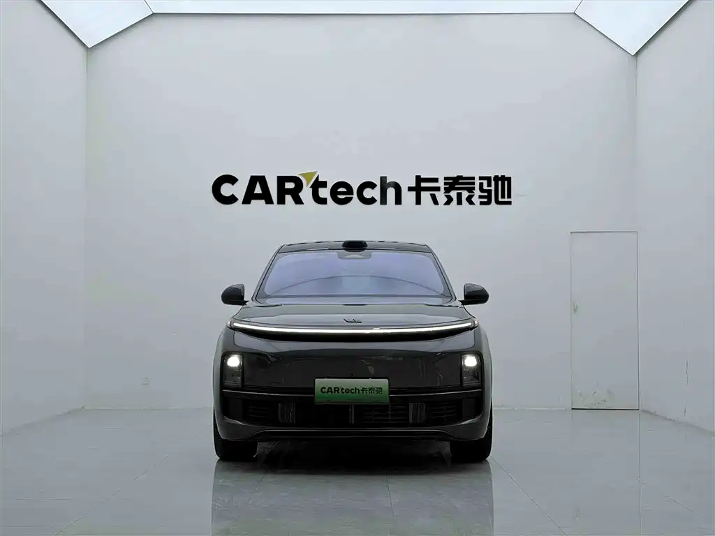 Li Auto Li L8 2023 Pro 2024 - thumbnail 3
