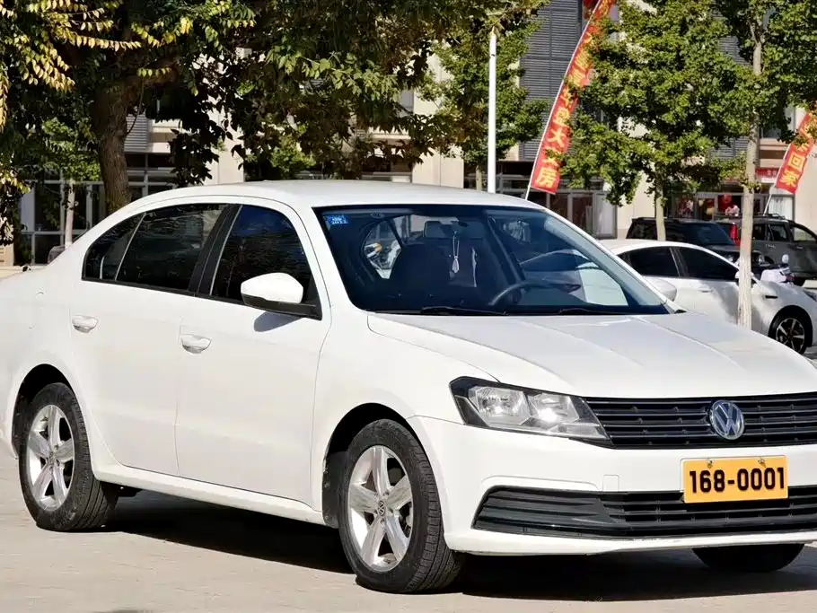 Volkswagen Volkswagen Lavida 2017 1.6L Automatic Style Edition 2018 - thumbnail 3