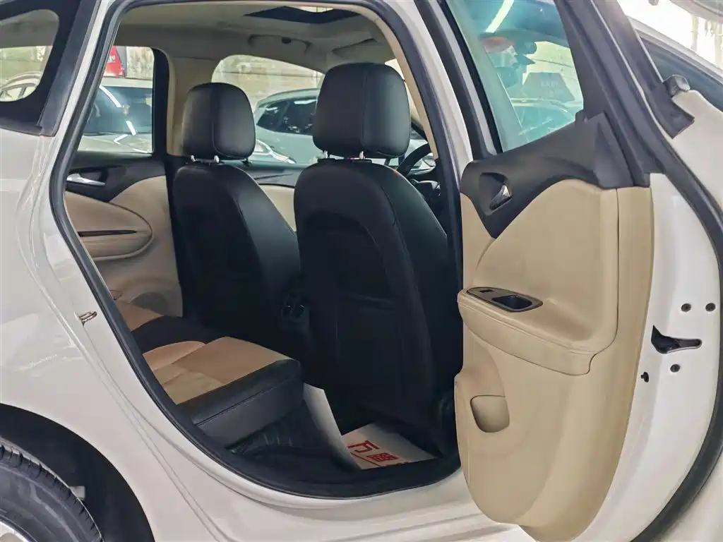 Buick Buick Excelle GT 2018 Sedan 15S Automatic Leading Edition 2018 - thumbnail 7