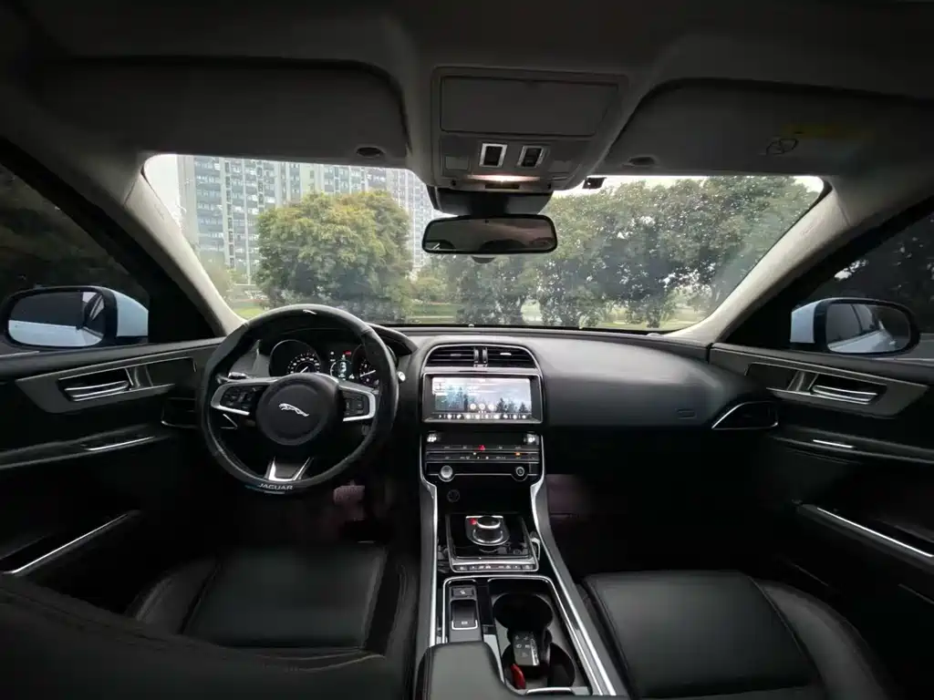 Jaguar Jaguar XEL 2019 2.0T 200PS Luxury Edition 2019 - thumbnail 5