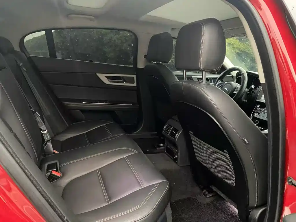 Jaguar Jaguar XEL 2019 2.0T 200PS Luxury Edition 2019 - thumbnail 6