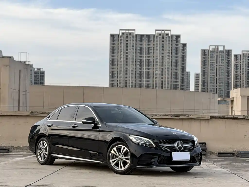 Mercedes-Benz Mercedes-Benz C-Class 2020 Facelift C 200 L Fashion Edition 2020 - thumbnail 3