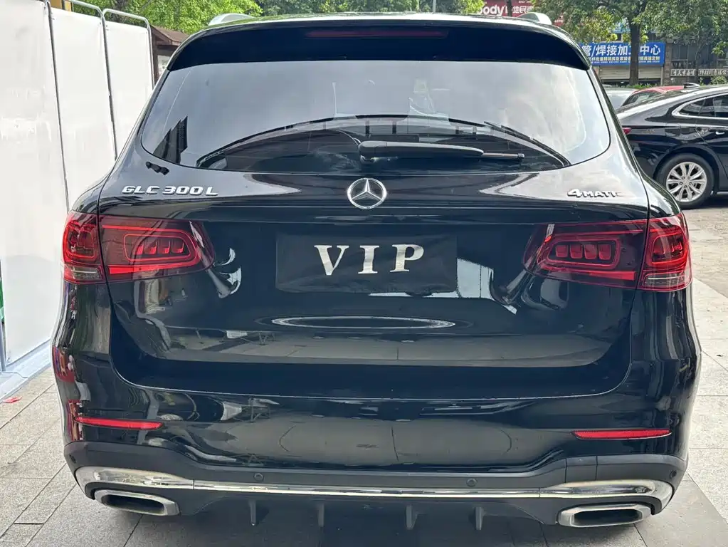 Mercedes-Benz Mercedes-Benz GLC 2020 GLC 300 L 4MATIC Luxury Edition 2020 - thumbnail 4