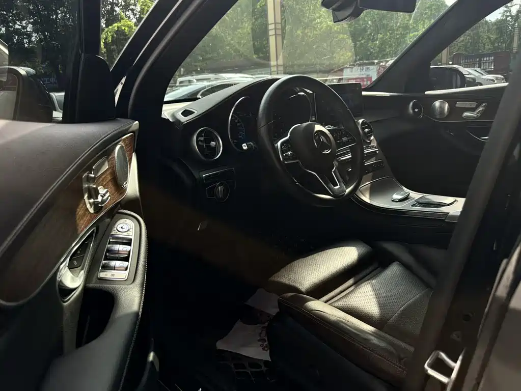 Mercedes-Benz Mercedes-Benz GLC 2020 GLC 300 L 4MATIC Luxury Edition 2020 - thumbnail 7