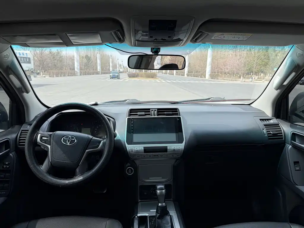 Toyota Toyota Land Cruiser Prado (Imported) 2018 Model 2.7L Middle East Version 2018 - thumbnail 6