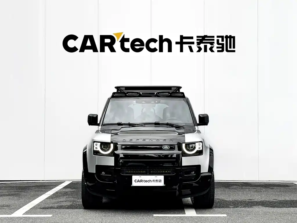 Land Rover Land Rover Defender 2024 110 3.0T P400 Dark Pack Special Edition 2024 - thumbnail 2