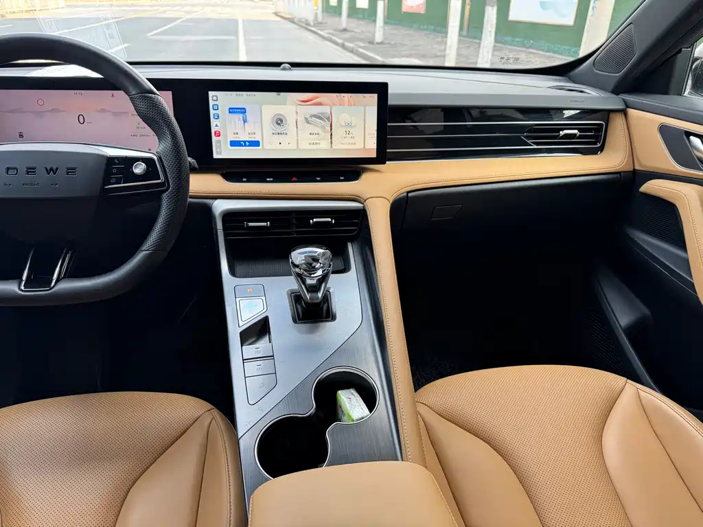 Roewe Roewe RX5 2023 1.5T Superior Edition 2022 - thumbnail 6
