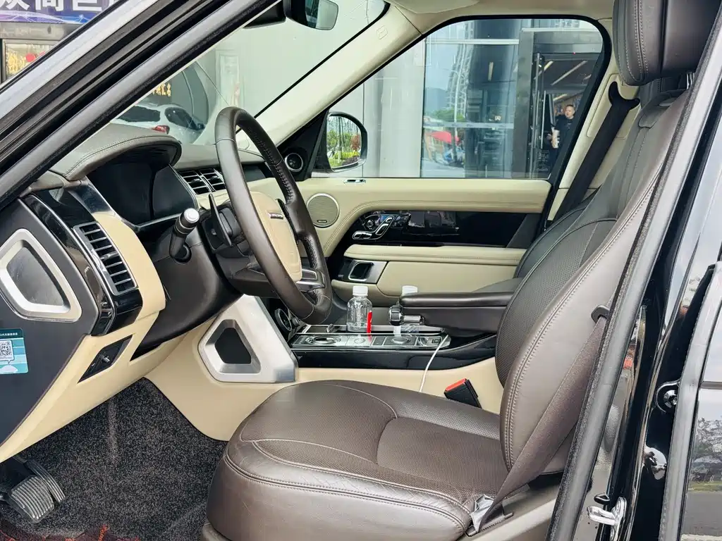 Land Rover Range Rover 2019 3.0T Diesel Autobiography Long Wheelbase 2019 - thumbnail 11