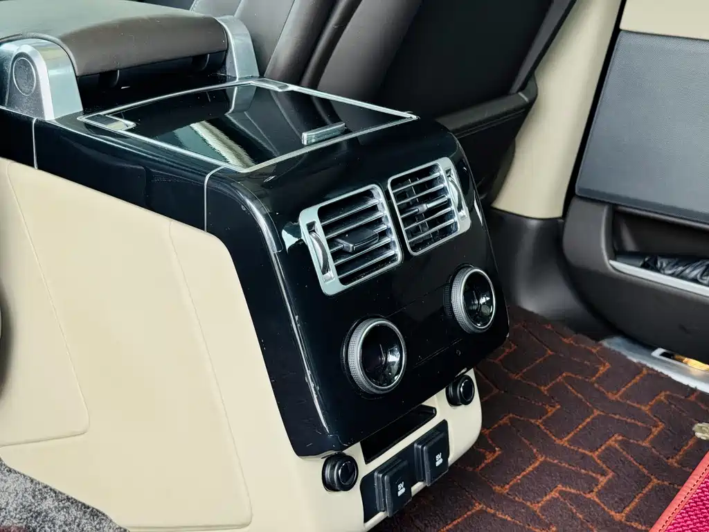 Land Rover Range Rover 2019 3.0T Diesel Autobiography Long Wheelbase 2019 - thumbnail 13