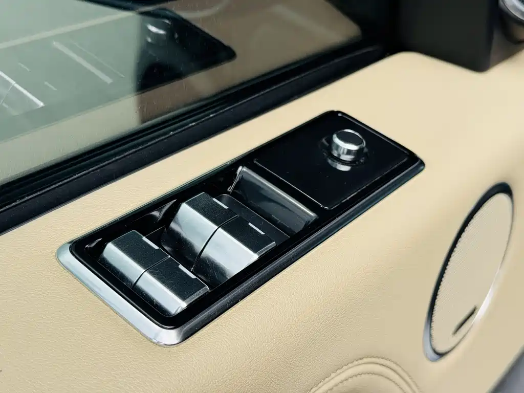 Land Rover Range Rover 2019 3.0T Diesel Autobiography Long Wheelbase 2019 - thumbnail 15