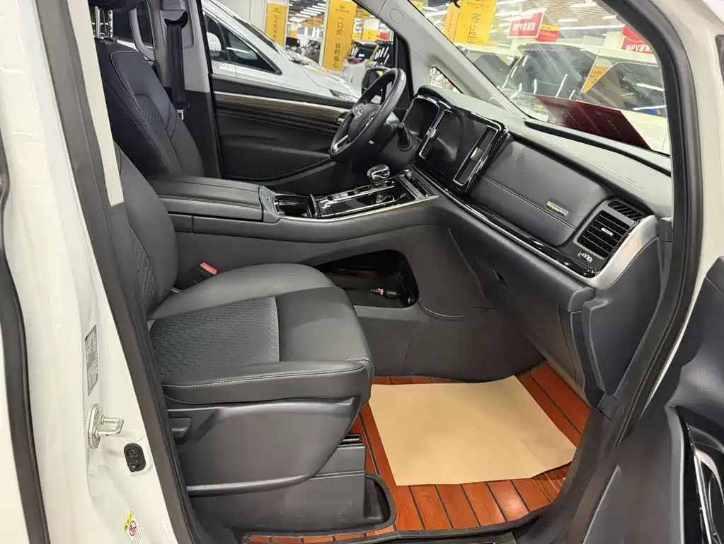 GAC Trumpchi GAC Trumpchi M8 2023 Premium 390T Luxury Edition 2023 - thumbnail 10