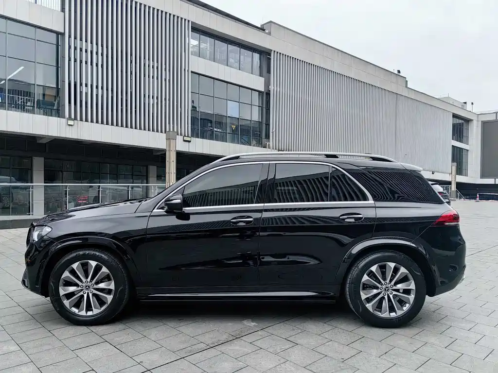 Mercedes-Benz Mercedes-Benz GLE 2022 GLE 350 4MATIC Fashion Edition 2022 - thumbnail 3