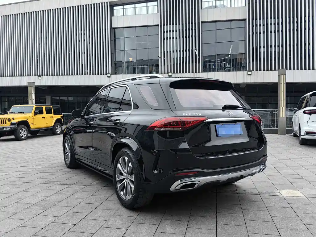 Mercedes-Benz Mercedes-Benz GLE 2022 GLE 350 4MATIC Fashion Edition 2022 - thumbnail 28