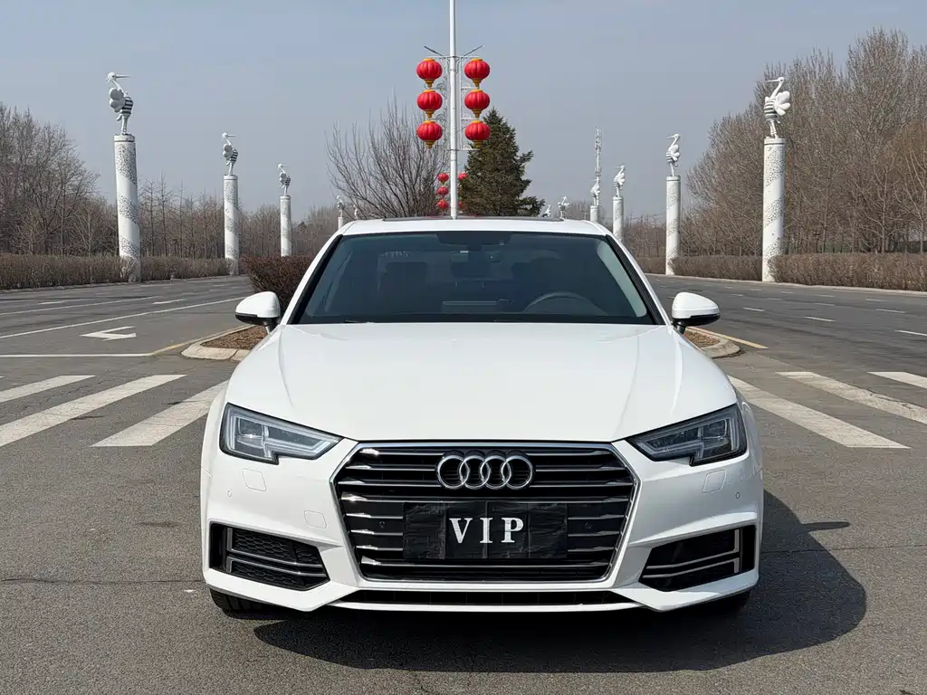 Audi Audi A4L 2018 30th Anniversary Edition 40 TFSI Fashion Model 2018 - thumbnail 3