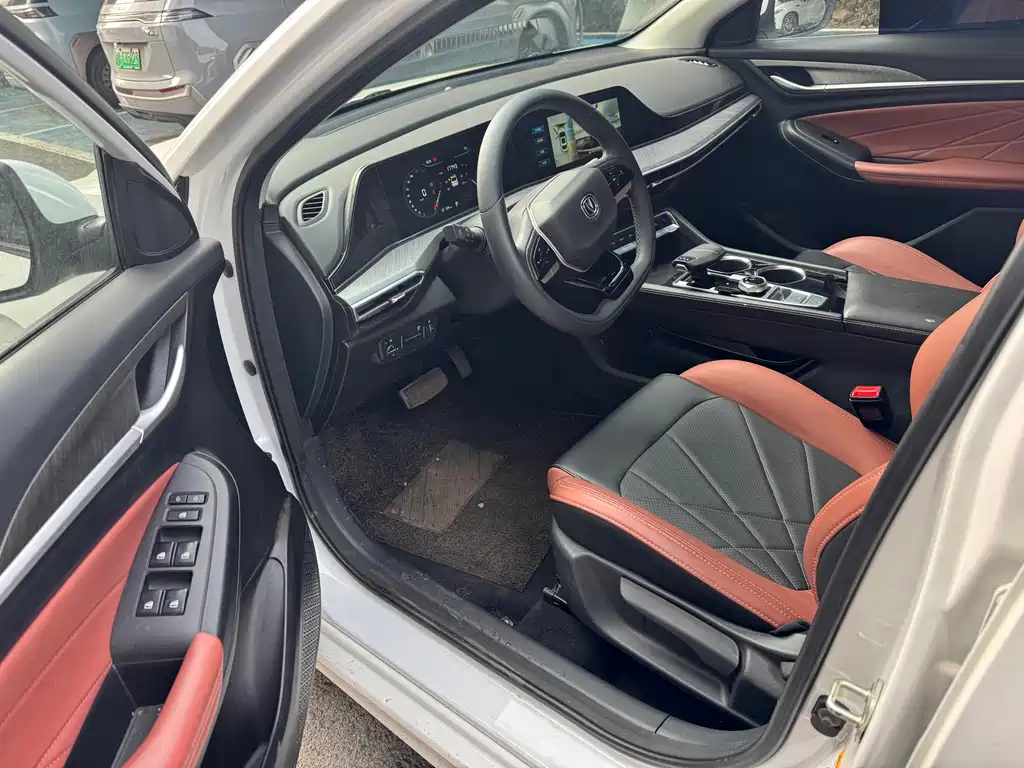 Changan Yi Dong 2023 Plus Blue Whale NE 1.4T GDI DCT Premium Edition 2023 - thumbnail 4