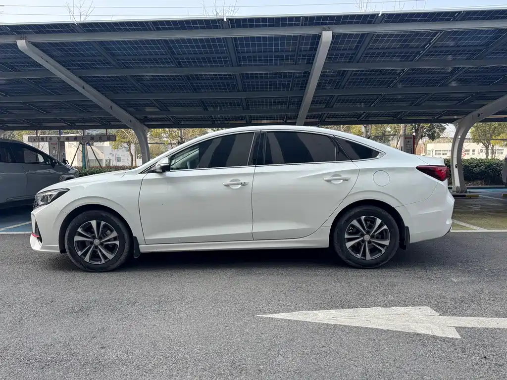 Changan Yi Dong 2023 Plus Blue Whale NE 1.4T GDI DCT Premium Edition 2023 - thumbnail 7