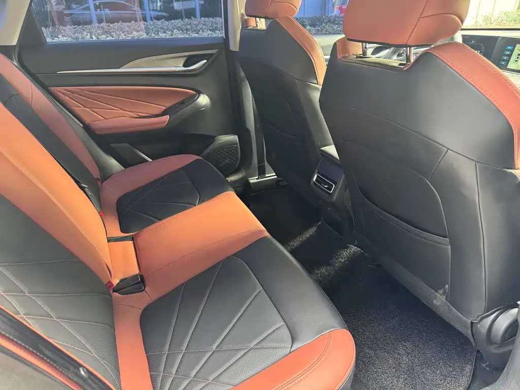 Changan Yi Dong 2023 Plus Blue Whale NE 1.4T GDI DCT Premium Edition 2023 - thumbnail 14