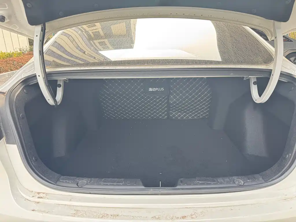Changan Yi Dong 2023 Plus Blue Whale NE 1.4T GDI DCT Premium Edition 2023 - thumbnail 15