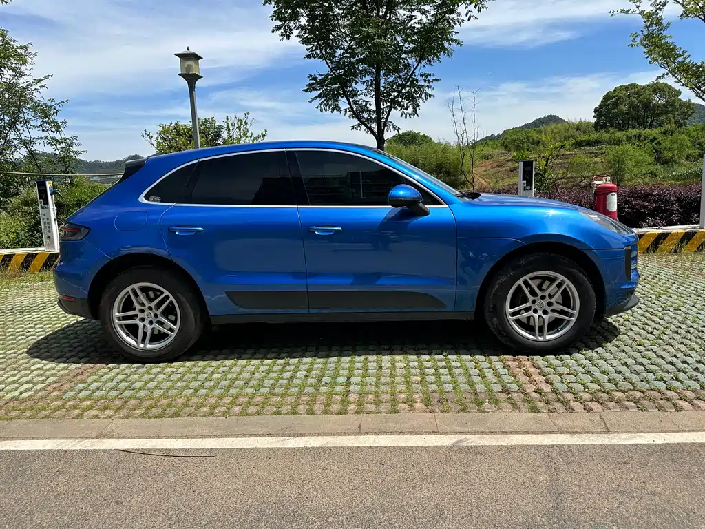 Porsche Porsche Macan 2018 Macan 2.0T 2019 - thumbnail 4