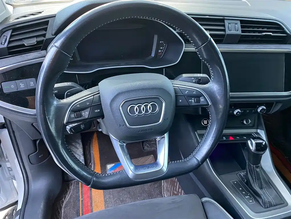 Audi Audi Q3 2021 35 TFSI Fashion & Dynamics Edition 2021 - thumbnail 8