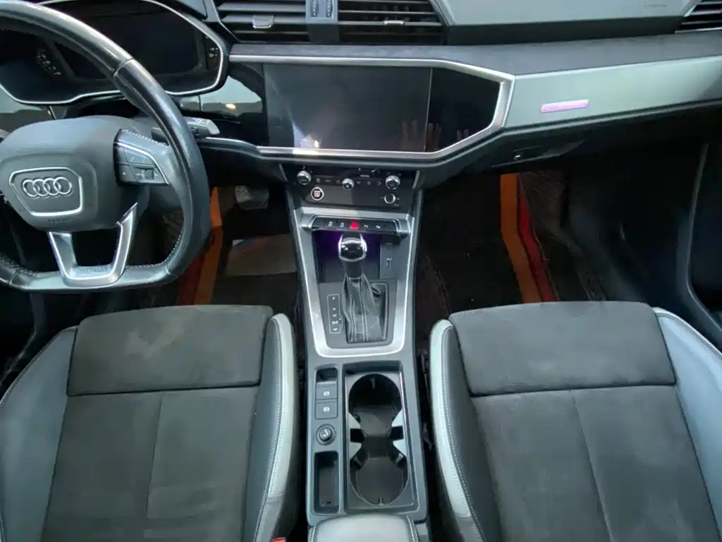 Audi Audi Q3 2021 35 TFSI Fashion & Dynamics Edition 2021 - thumbnail 15