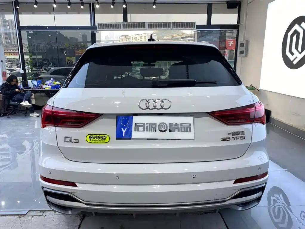 Audi Audi Q3 2021 35 TFSI Fashion & Dynamics Edition 2021 - thumbnail 21