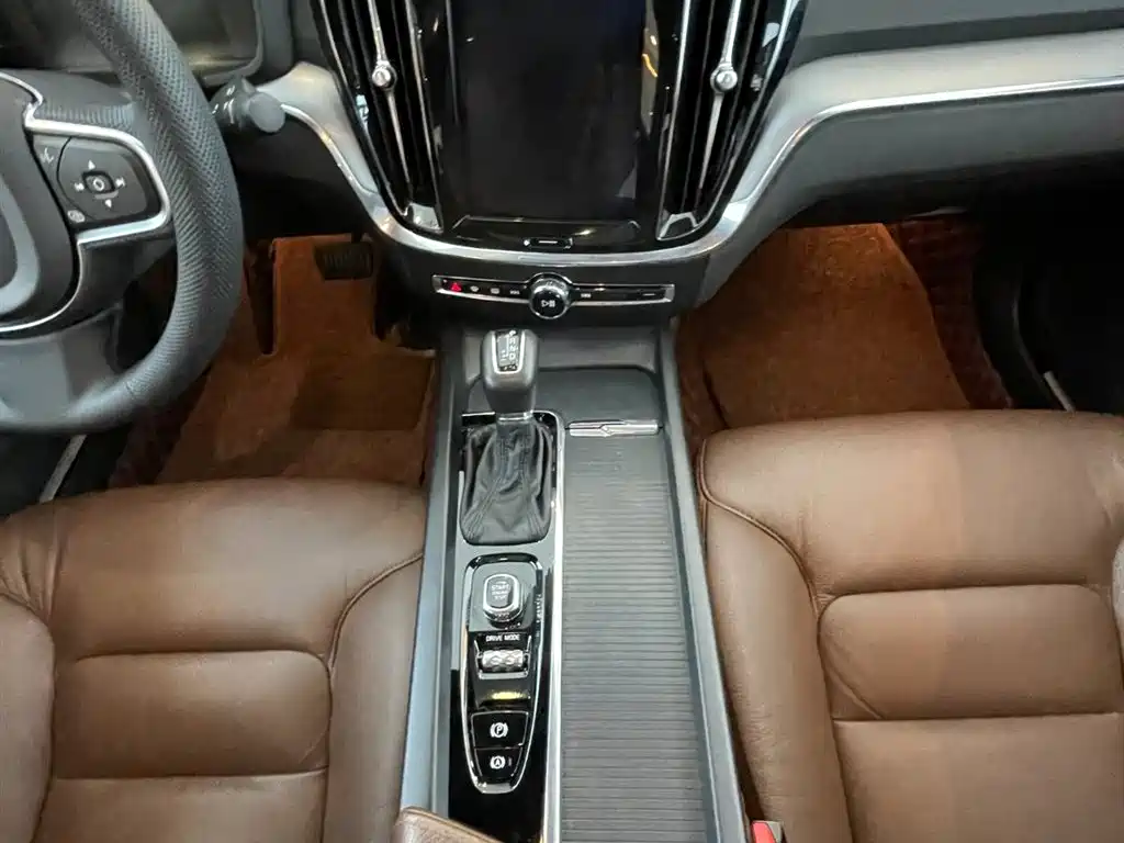 Volvo Volvo S60 2020 T4 R-Design 2020 - thumbnail 15