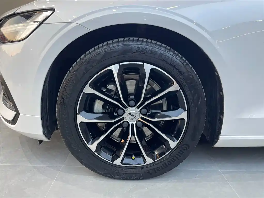Volvo Volvo S60 2020 T4 R-Design 2020 - thumbnail 19